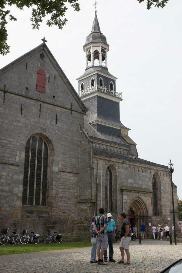 Het Huis tussen Kerk en Klooster Appartement Ootmarsum Buitenkant foto